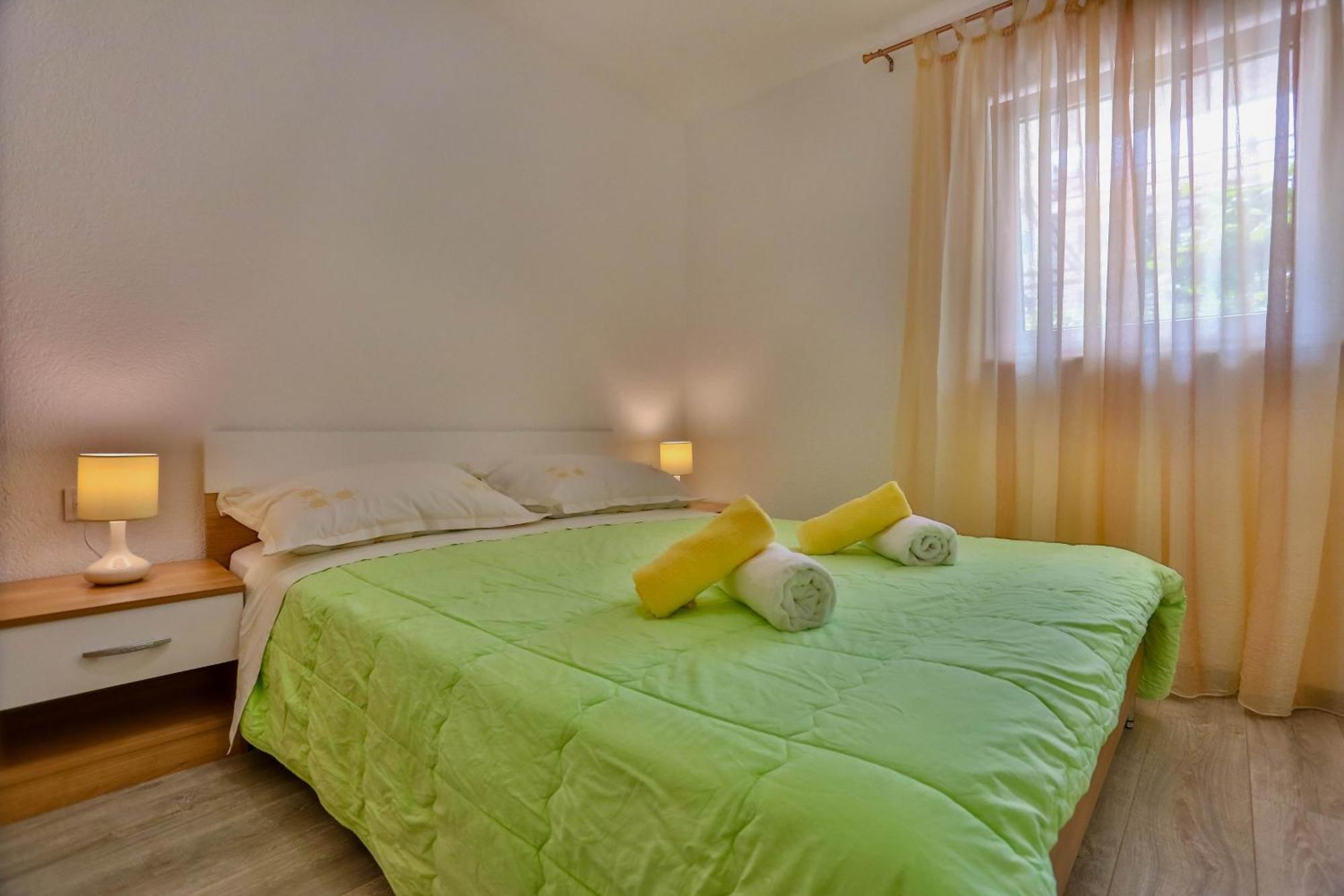 Apartments Lenka Sutivan Habitación foto
